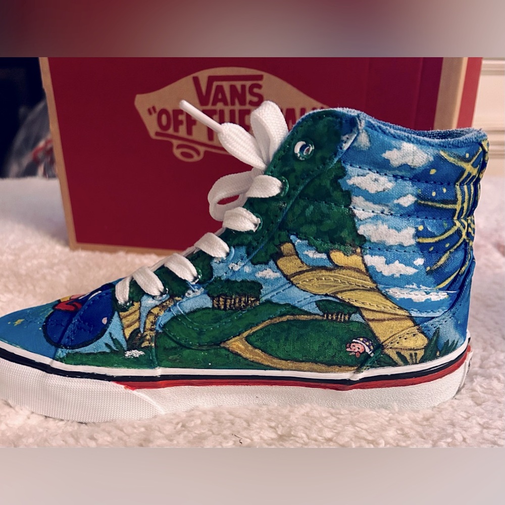 Custom Vans - Picture 10 of 15